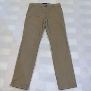 Men’s Tommy Hilfiger Slim Fit Khaki Pants 31x32
